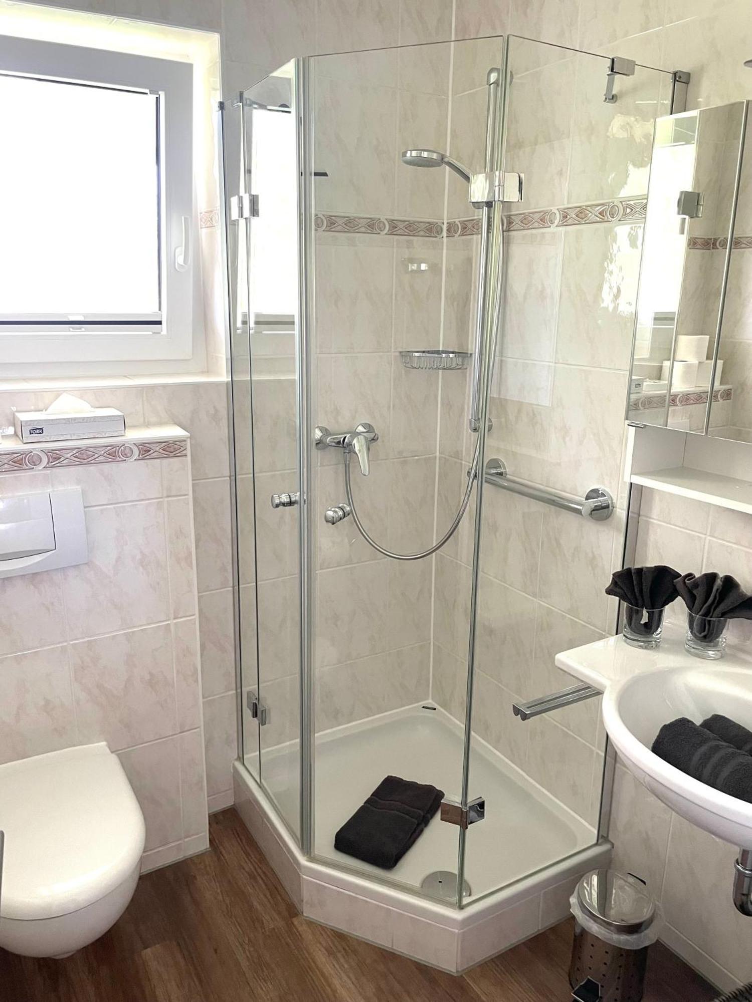 Hotel Gaestehaus Zuern Wasserburg Luaran gambar