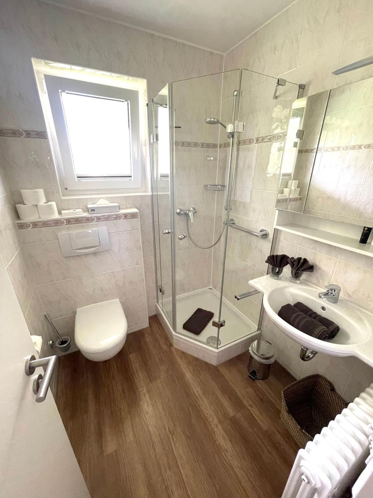 Hotel Gaestehaus Zuern Wasserburg Luaran gambar