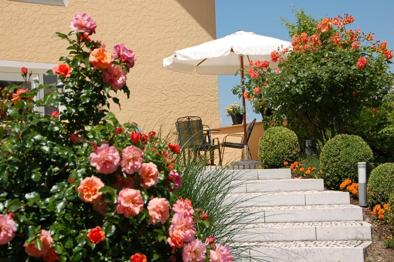 Hotel Gaestehaus Zuern Wasserburg Luaran gambar